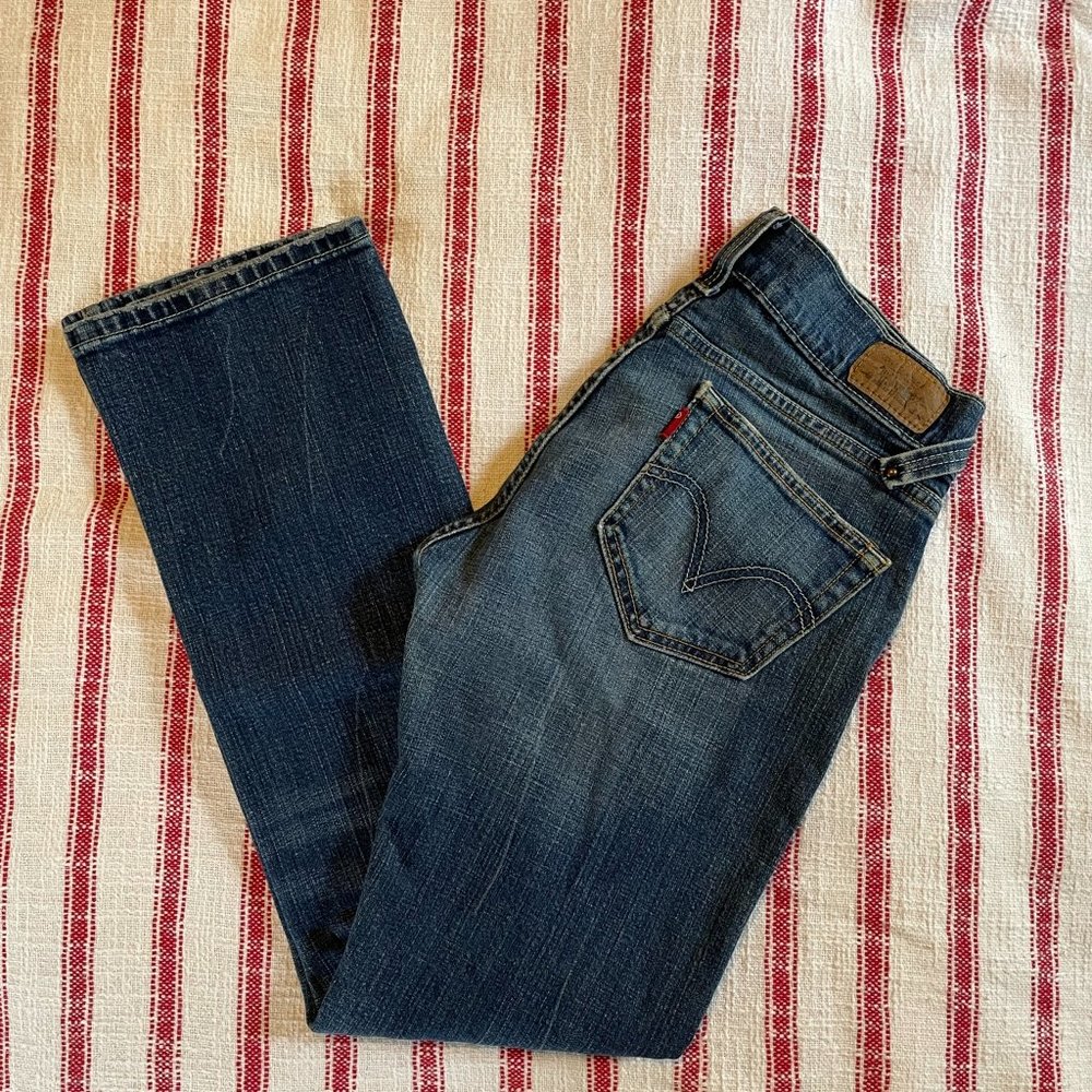 Levi's 504's Straight Jeans size 8 wm or 9 juniors